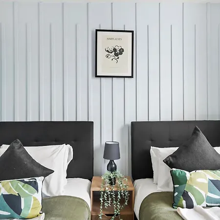 The Elegant Gem - Sleeps 6 *